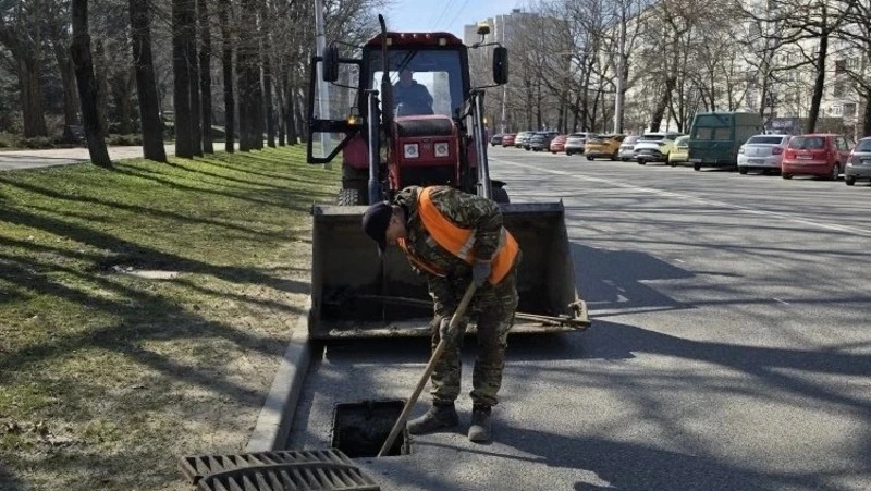Более 140 км дождевых сетей очистят к маю в Ставрополе