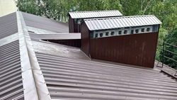 Крыши двух домов отремонтировали на Ленинградском проезде в Ставрополе