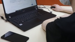 Глава Ставрополя продлил дистанционку в школах до 7 марта