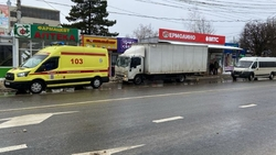 Водитель грузовика сбил женщину на пешеходном переходе в Ставрополе