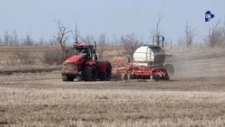 Ставропольские сельхозпроизводители готовят технику к следующему аграрному сезону
