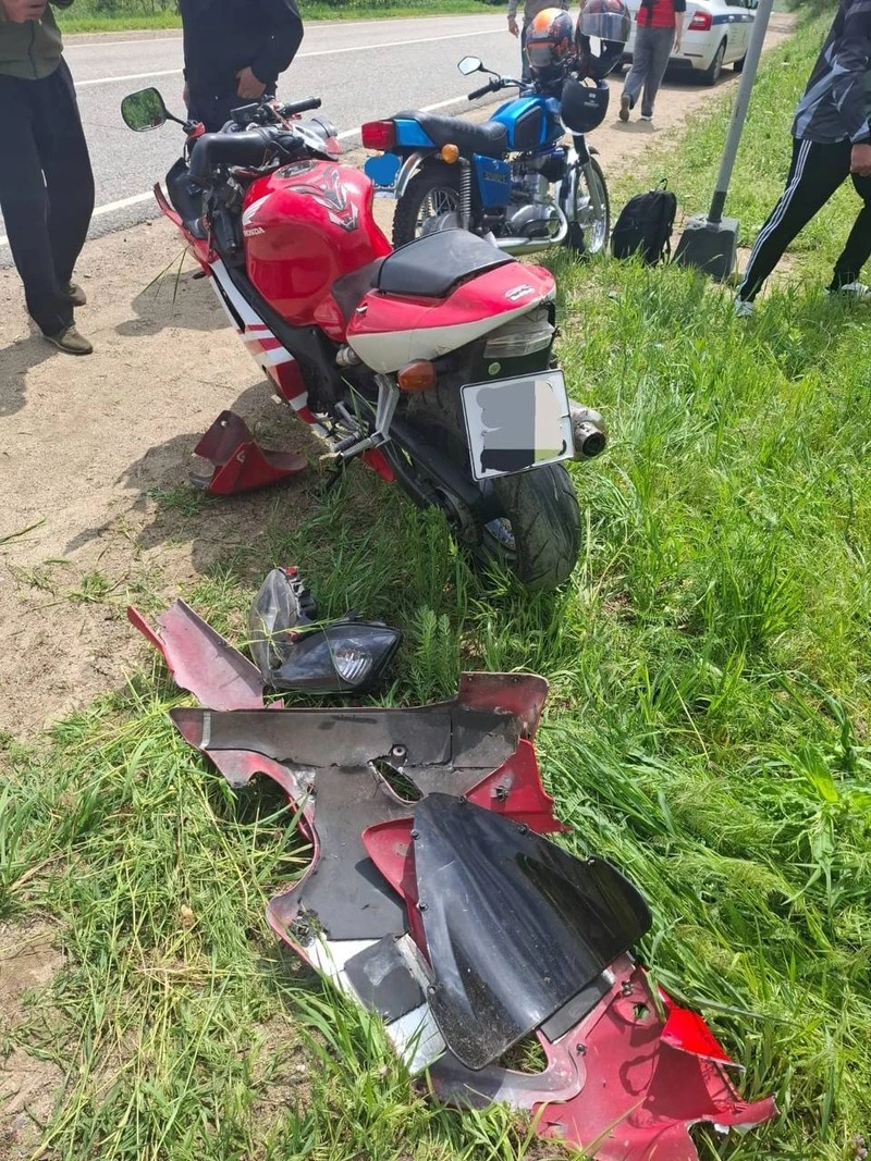Мотоциклист перевернулся и попал в больницу в Ставрополе 