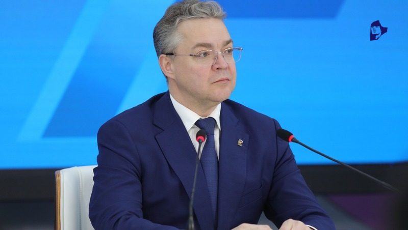 Губернатор Ставрополья поручил главам округов организовать уборку кладбищ 