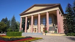 Систему безопасности обновляют в ставропольском театре драмы