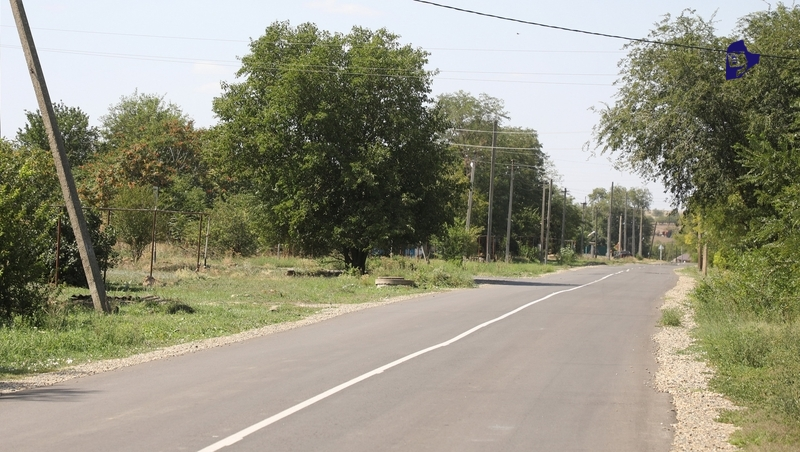 На Ставрополье завершают ремонт дороги протяжённостью 2,5 км