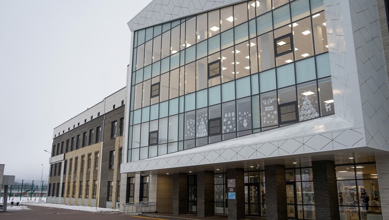 Губернатор Владимиров принял участие в открытии новой школы в Ставрополе