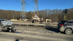 Два авто столкнулись в Ставрополе — пострадал водитель
