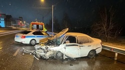 BMW и «Лада Гранта» столкнулись в Ставрополе