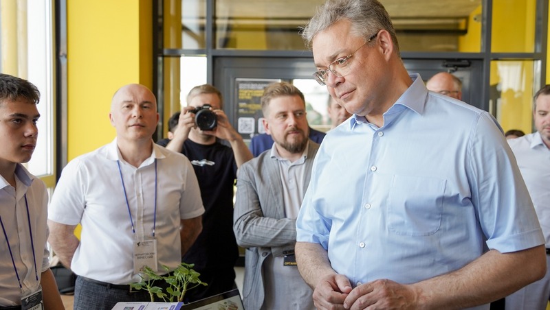 Губернатор Владимиров побывал в Центре технопредпринимательства в Ставрополе