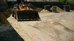 Подрядчик готовит площадку для строительства школы на юге Ставрополя