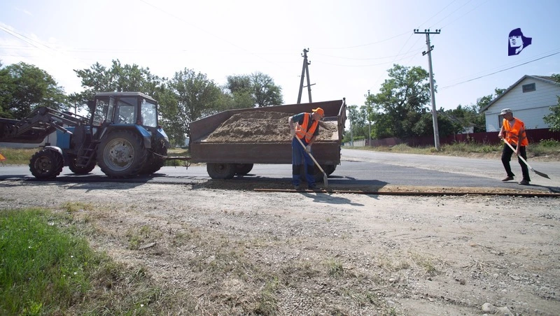 Свыше 300 км дорог местного значения отремонтировали на Ставрополье