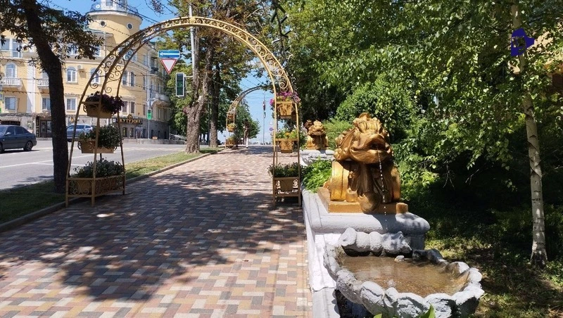 Новые скульптуры дельфинов установят в центре Ставрополя