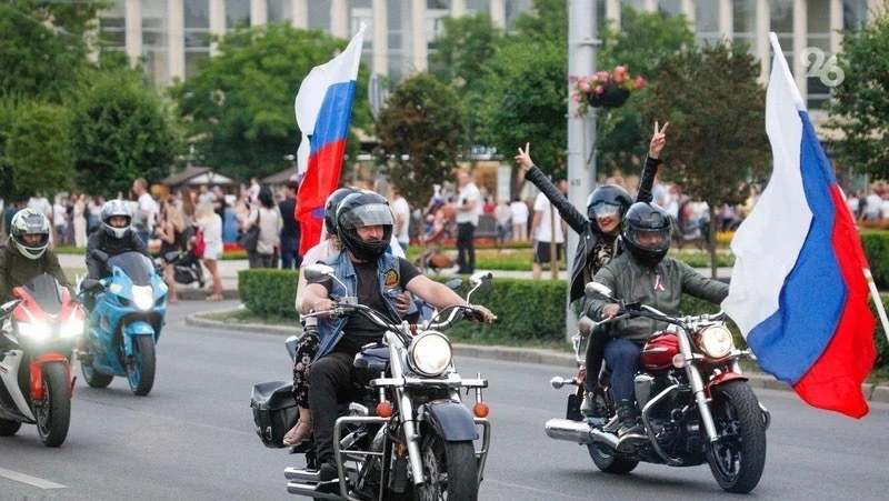В День России около 20 мотоциклистов Ставрополья приняли участие в мотопробеге