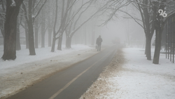Коммунальные службы Ставрополя чистят улицы города от гололёда