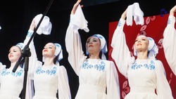 Артисты из Крыма представили ставропольской публике песни и танцы народов полуострова