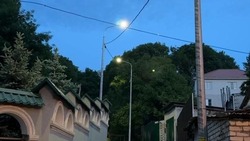 Уличные светильники установили на переулке Тутовом в Ставрополе